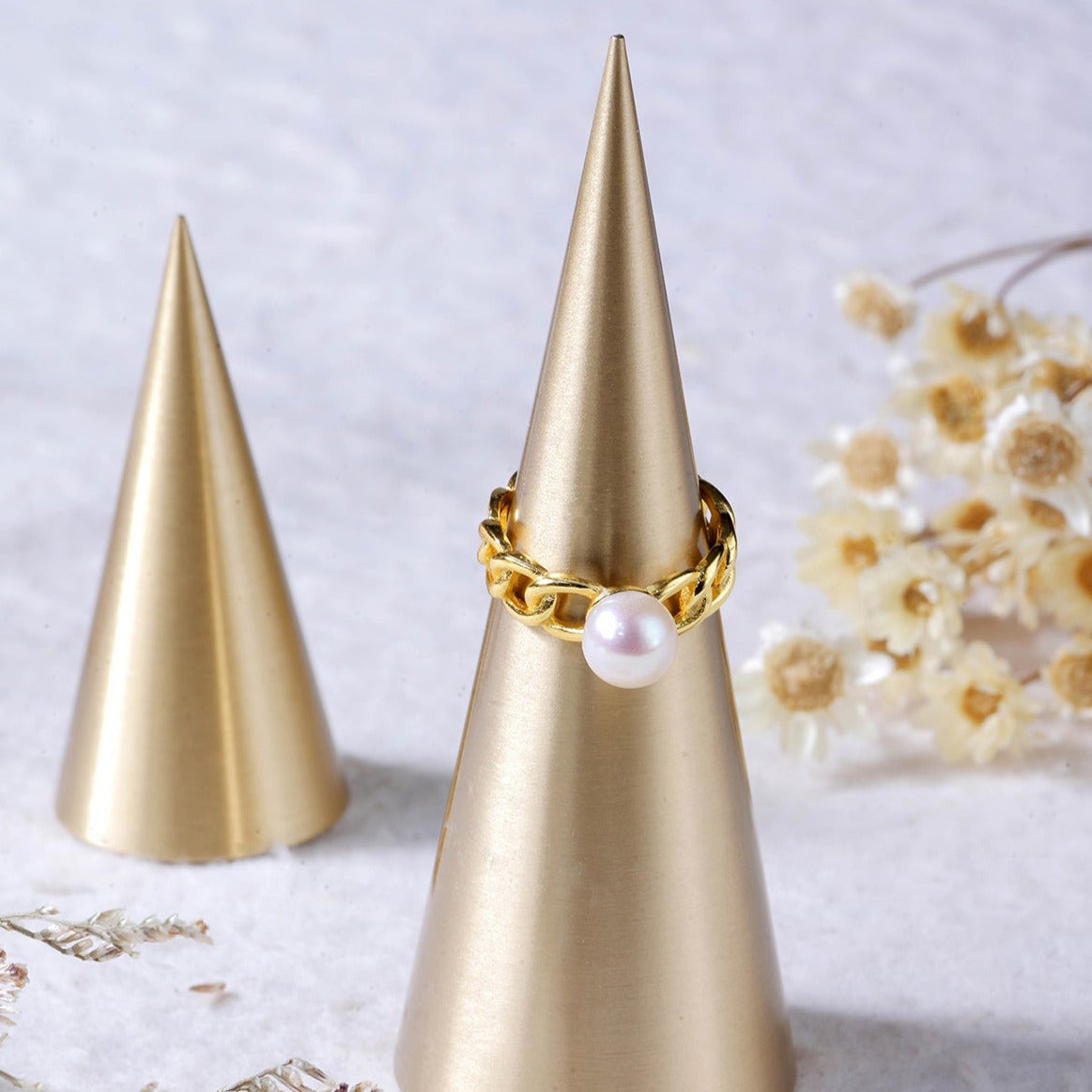 Pearl on the chain Gold Ring