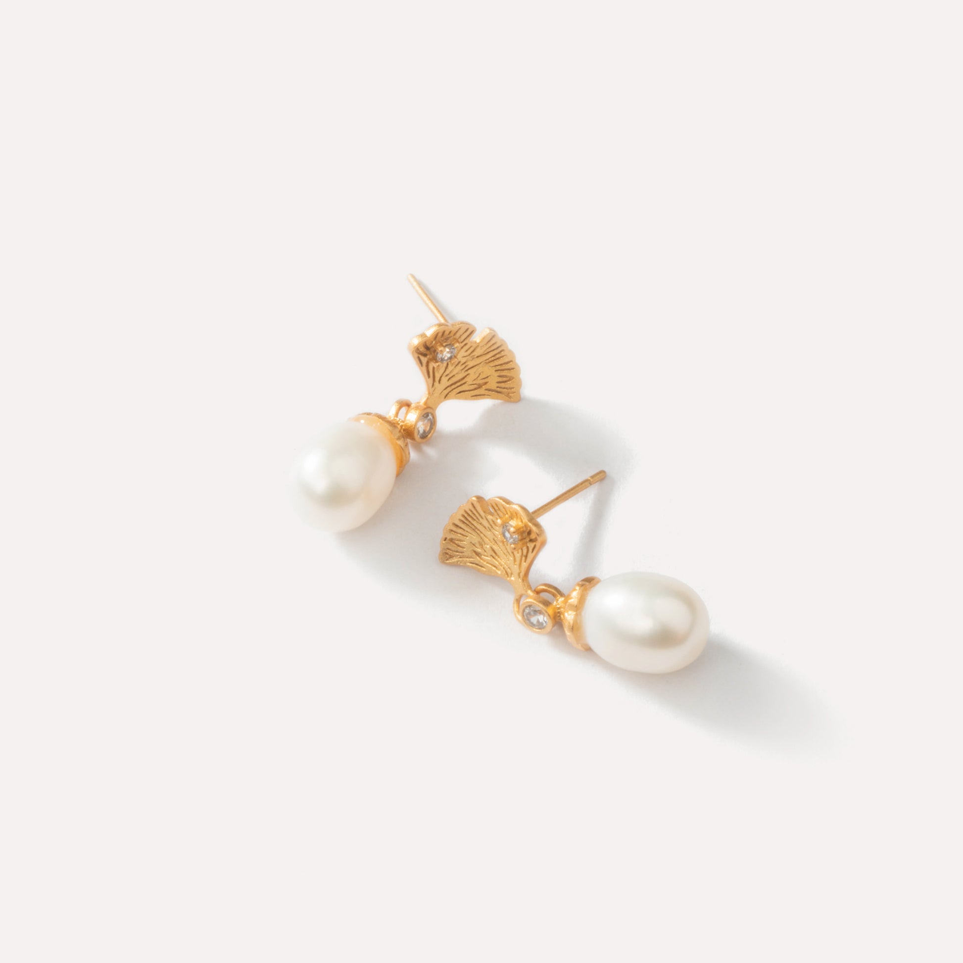 Theodora-Golden Ginkgo Pearl Stud Earrings