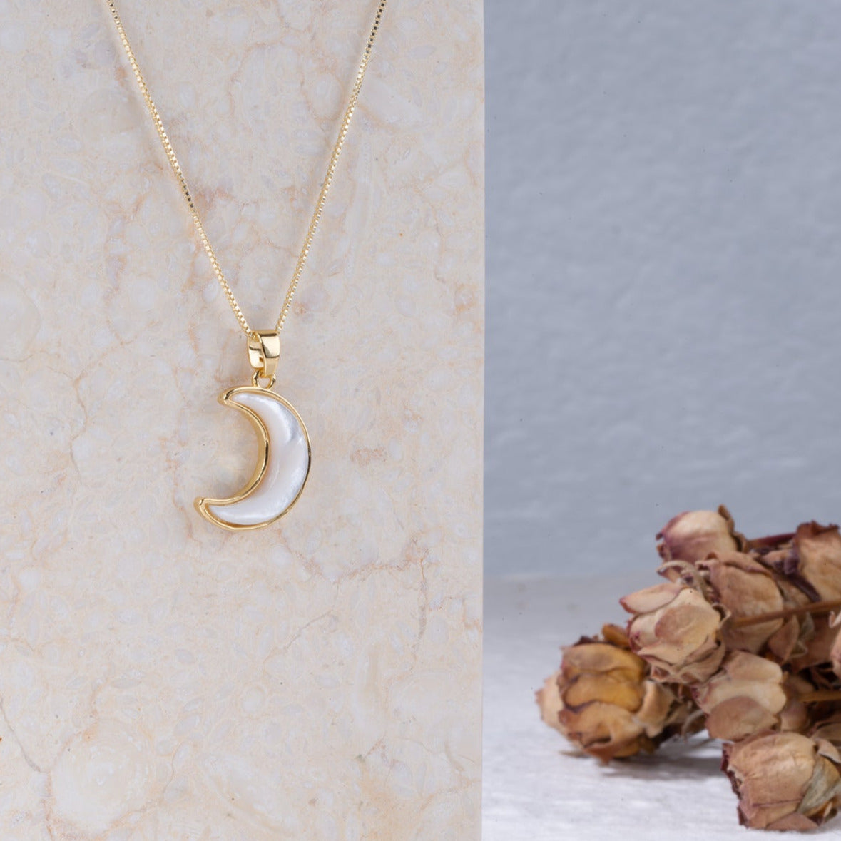 Luna Necklace