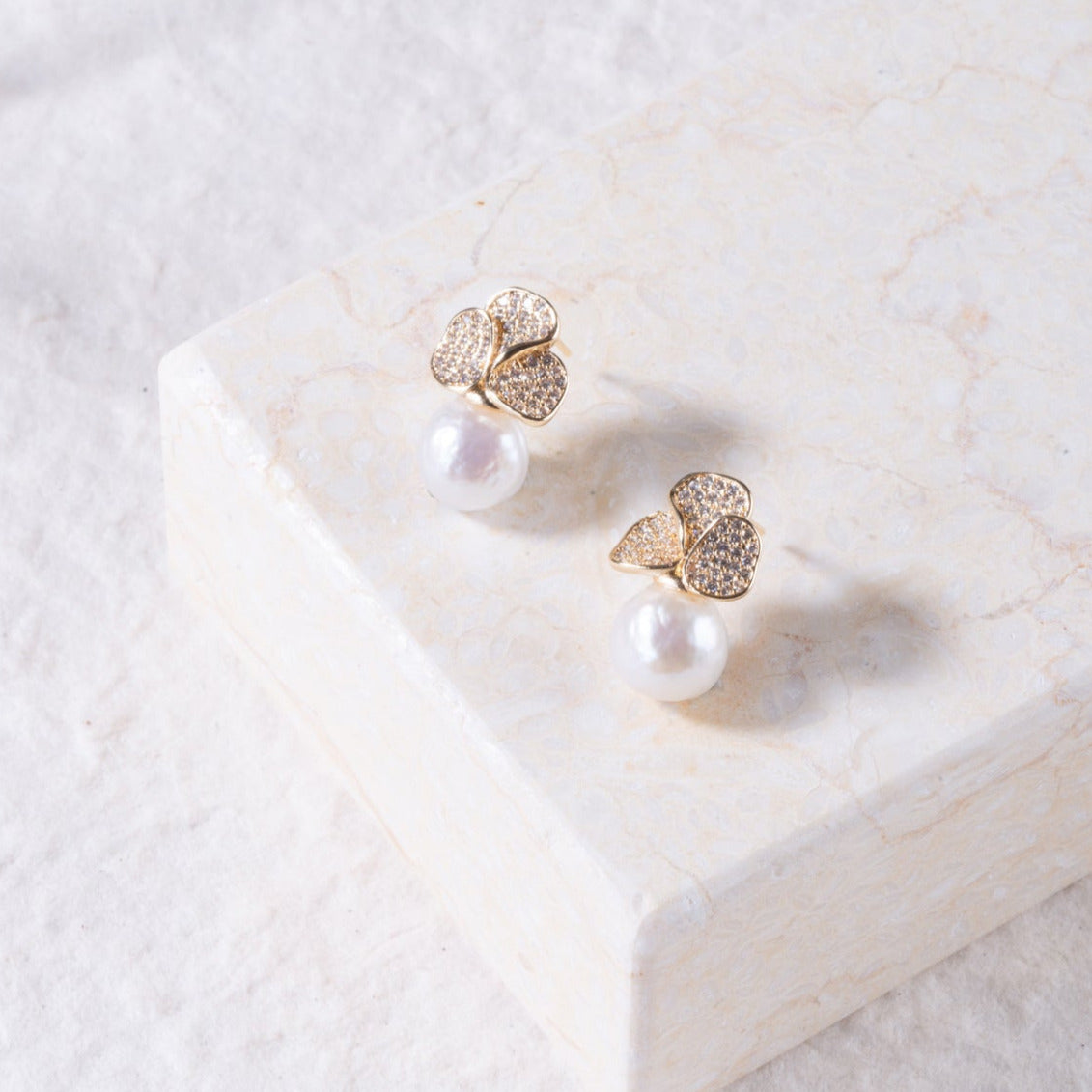Opéra de Paris- Diamond ginkgo pearl stud Earrings