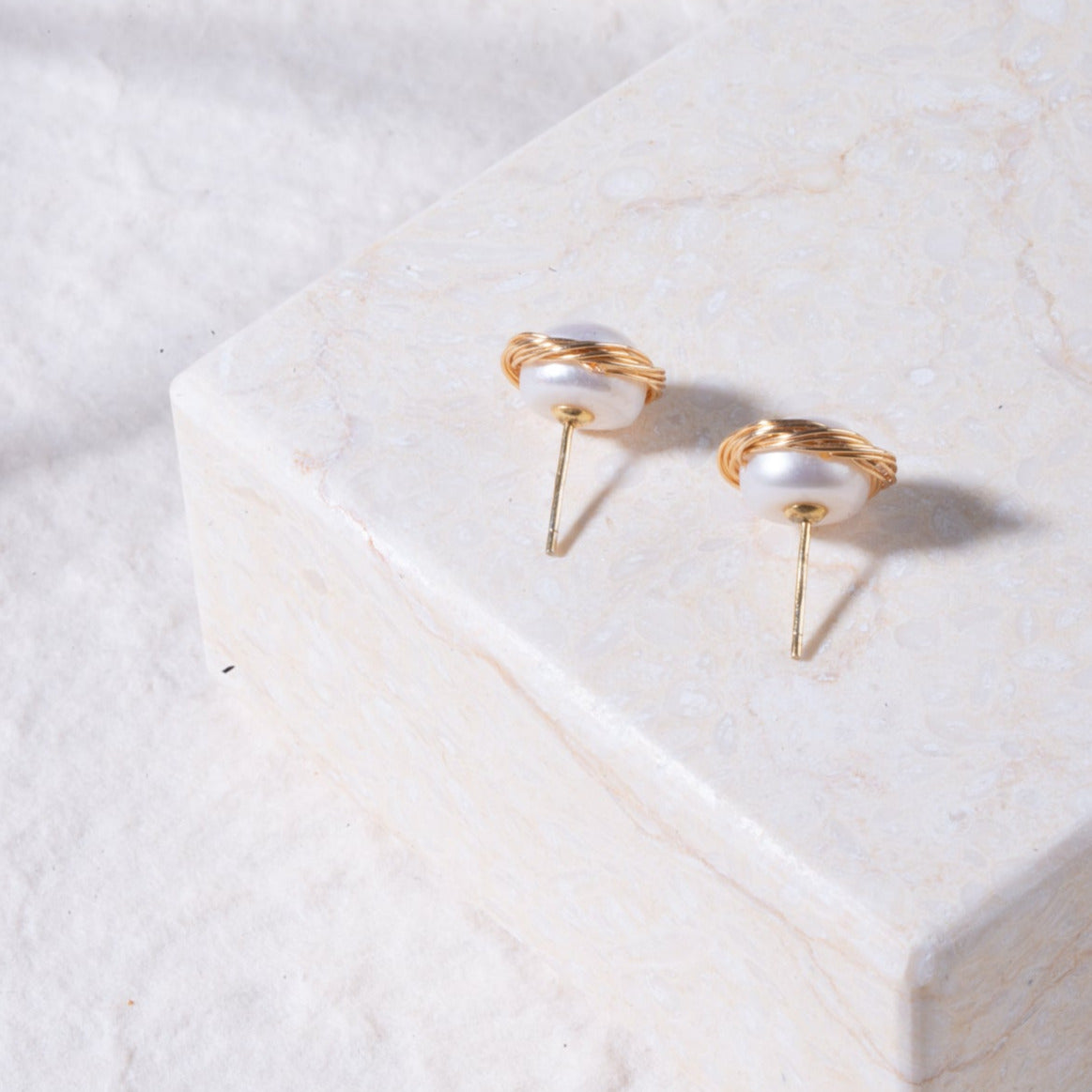 Hand Wire Wrapping Strong Luster Pearl Stud Earrings