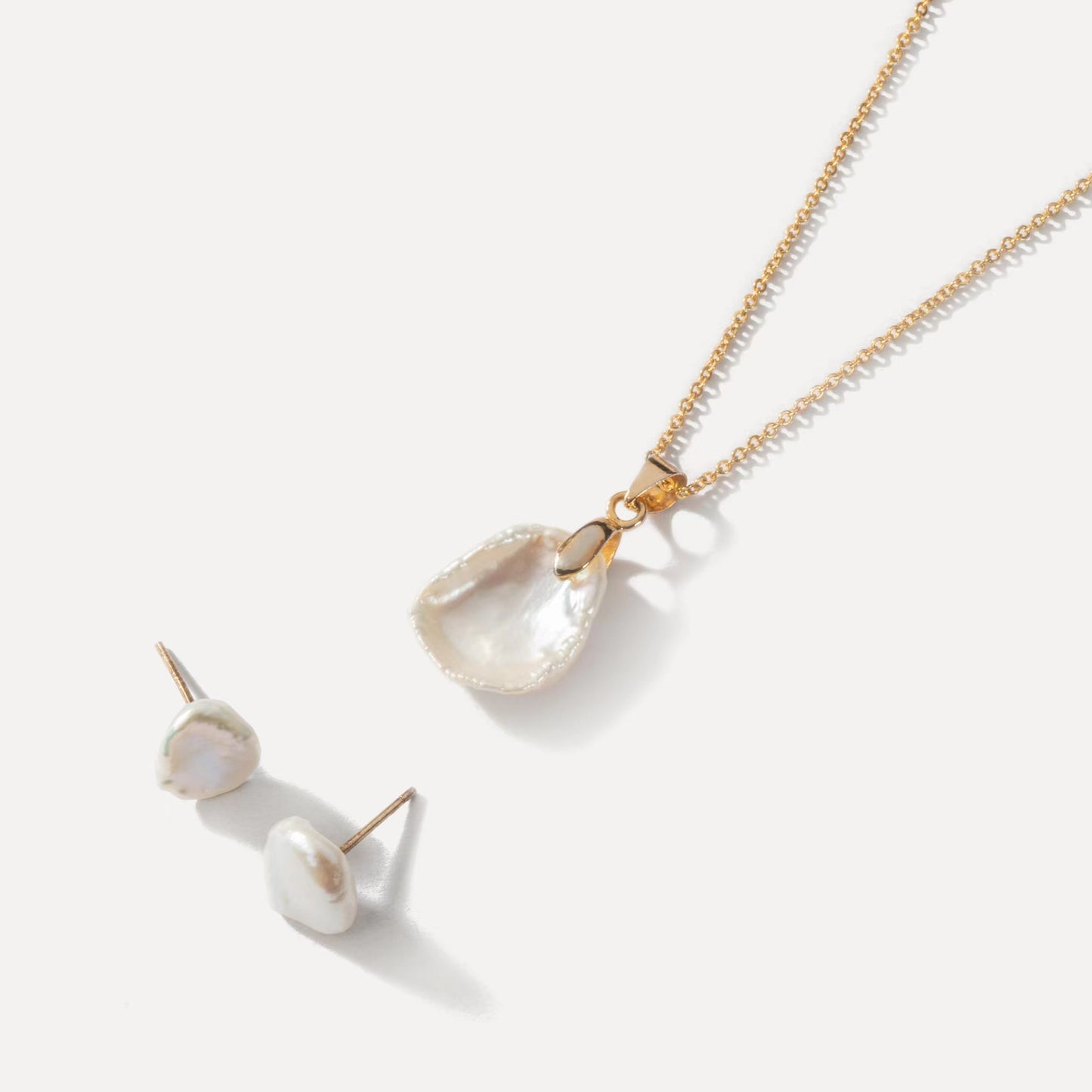 Petal Keshi Pearl Set