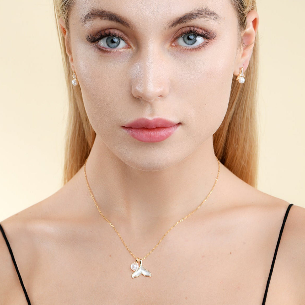 Freshwater pearl strong luster 14K gold plated/S925 sterling silver