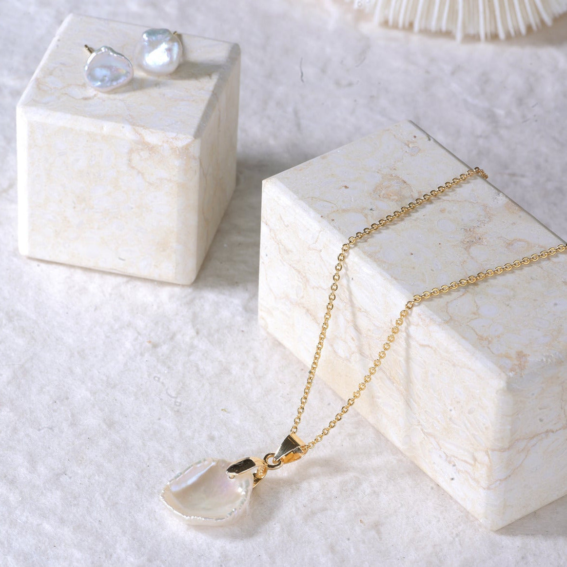 Petal Keshi Pearl Set