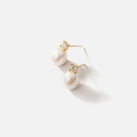 Theodora Luxury Pearl Stud Eearrings