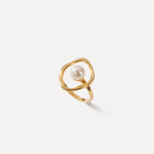 Geometrical Pearl Ring