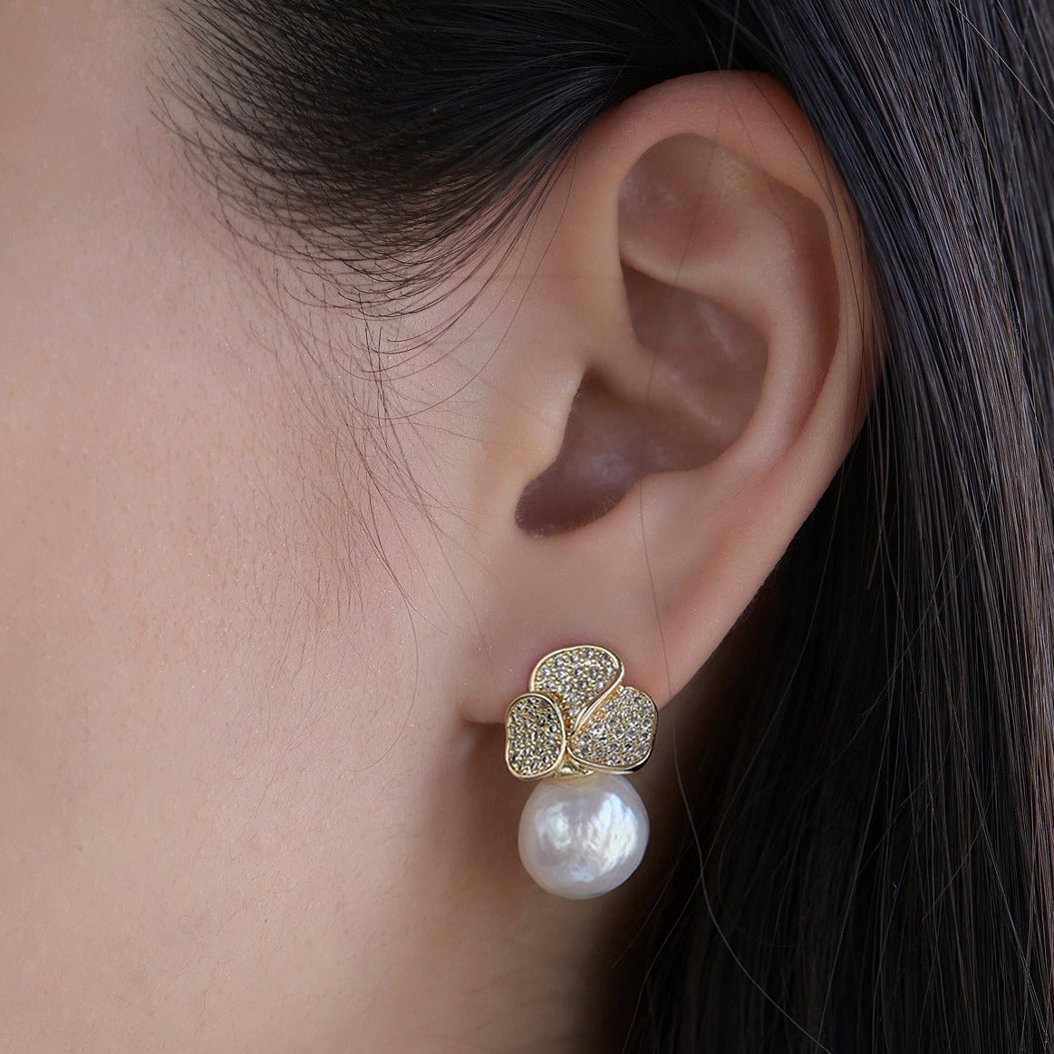 Opéra de Paris- Diamond ginkgo pearl stud Earrings