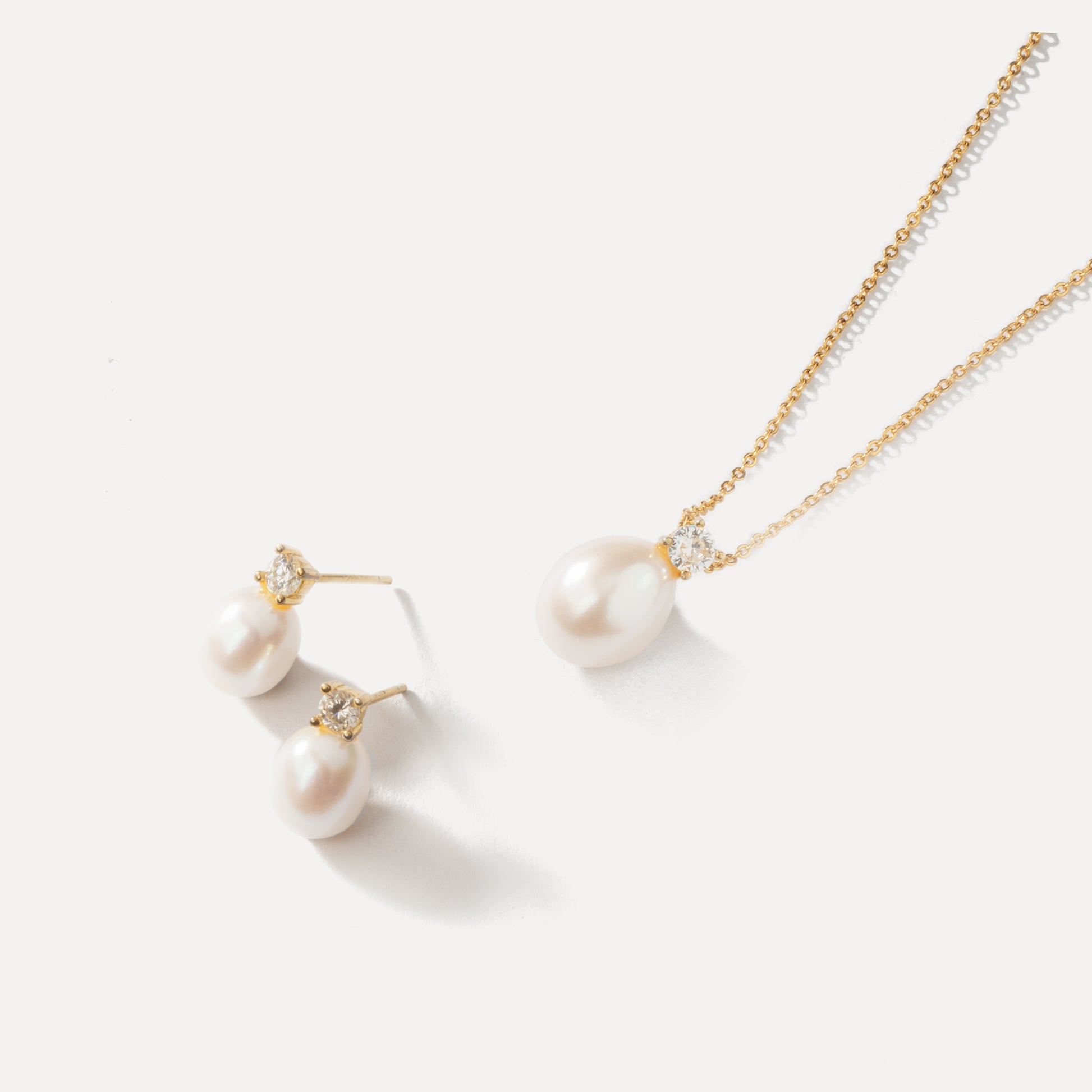 Theodora Luxury Pearl Set