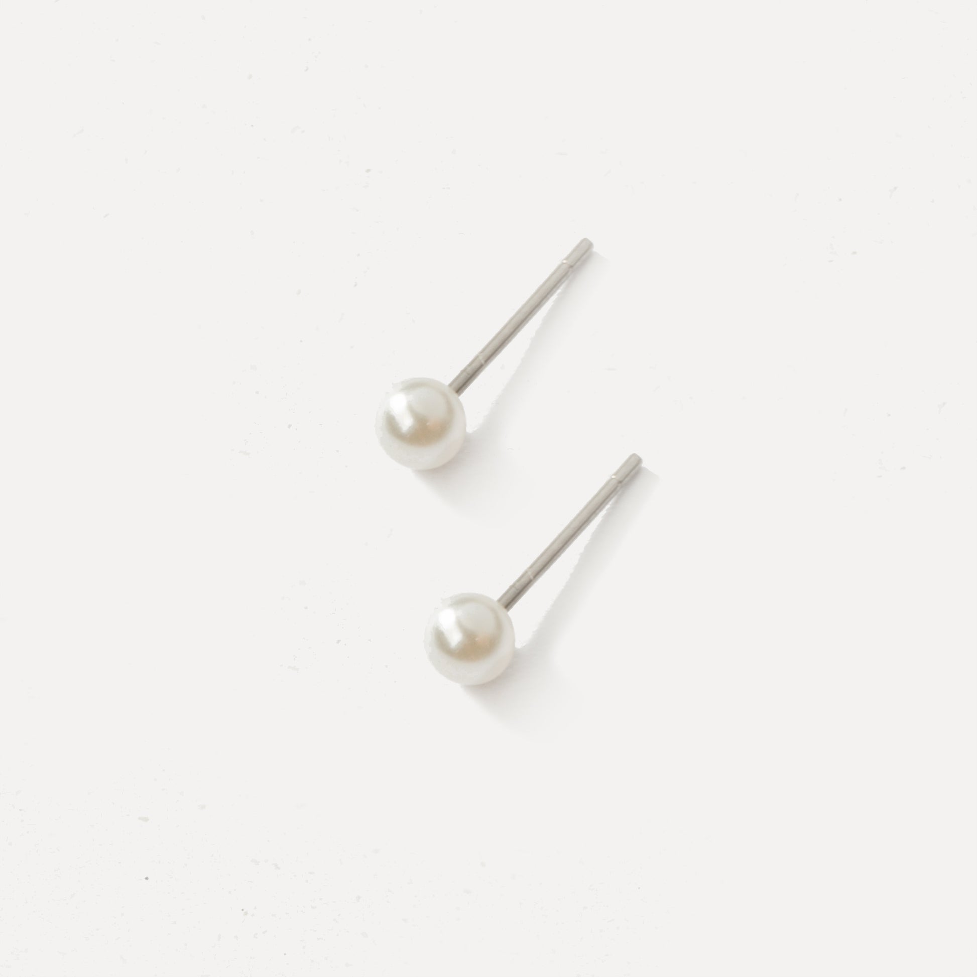 Angelia Pearl Stud Earrings